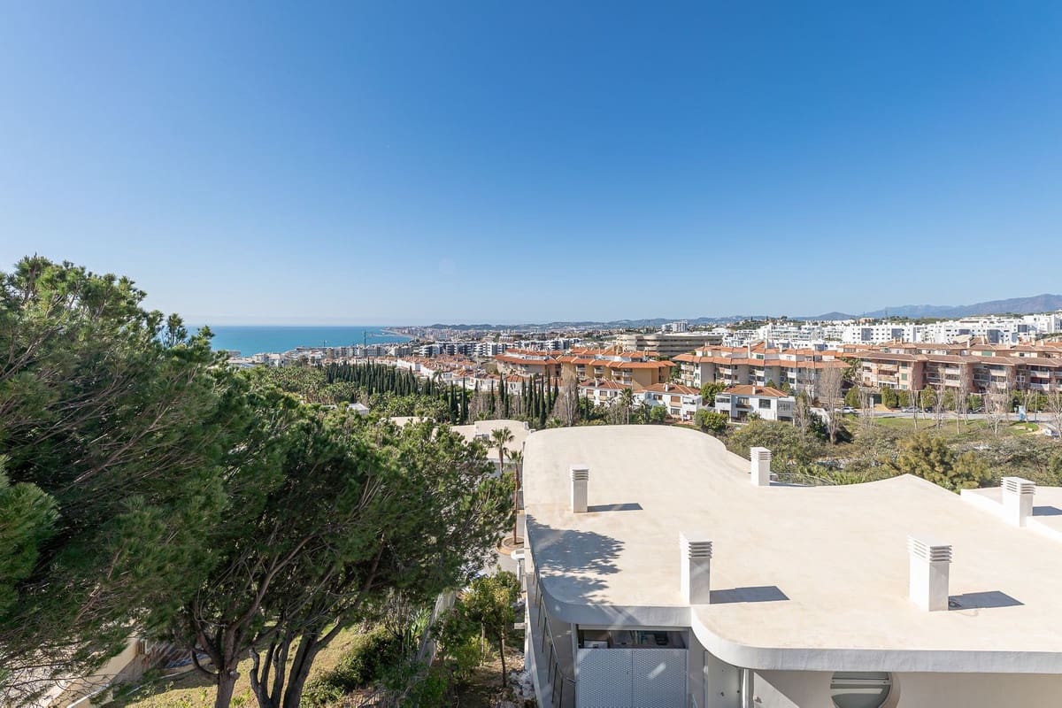 3 camera da letto Appartamento in vendita in Benalmadena con piscina garage - 899.000 € (Rif: 10041683)