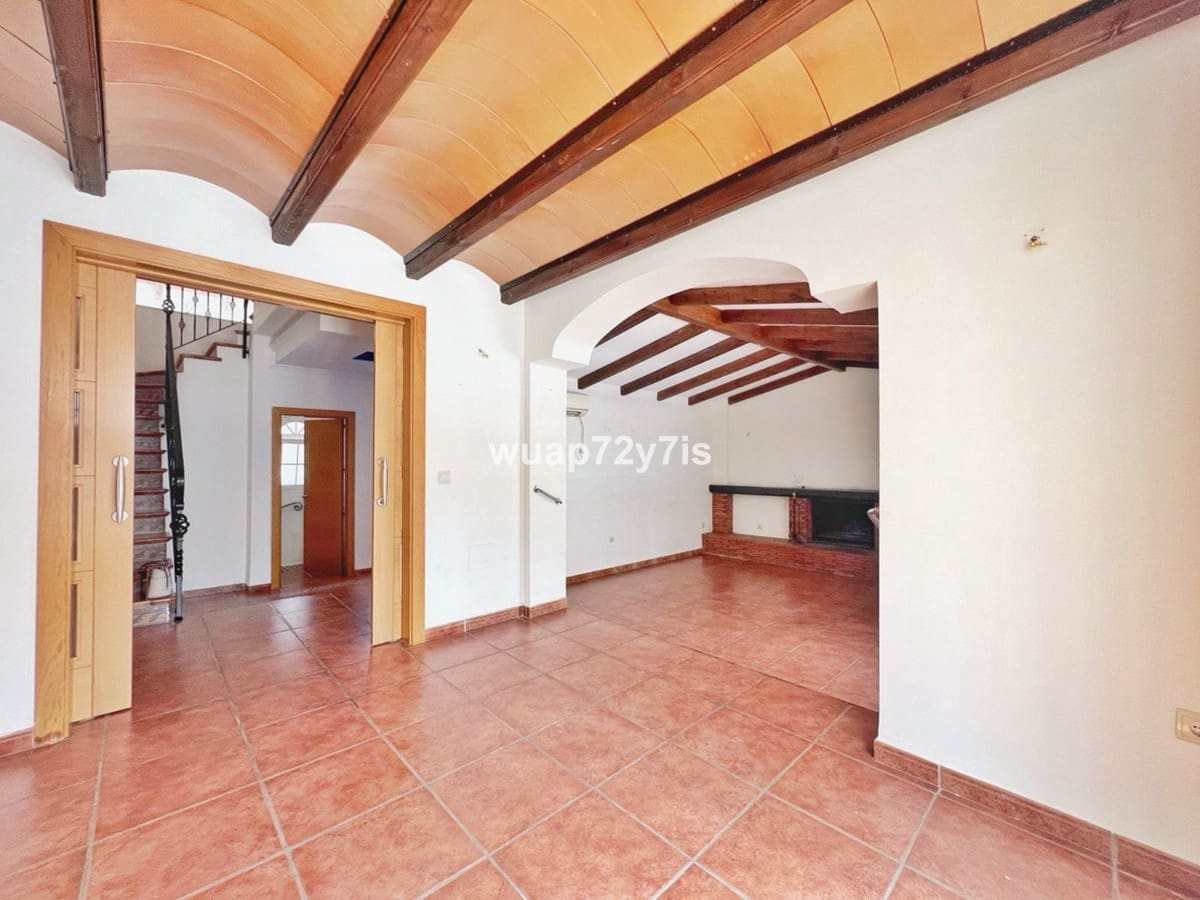 5 quarto Moradia para venda em Benalmadena com piscina garagem - 850 000 € (Ref: 10041684)