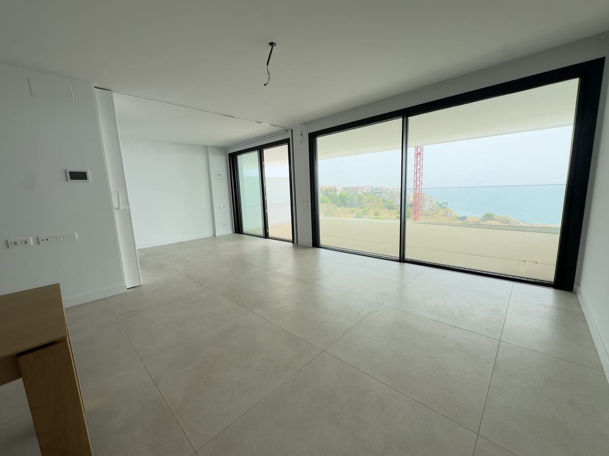 2 makuuhuone Huoneisto myytävänä paikassa Fuengirola mukana uima-altaan - 995 000 € (Ref: 10041686)