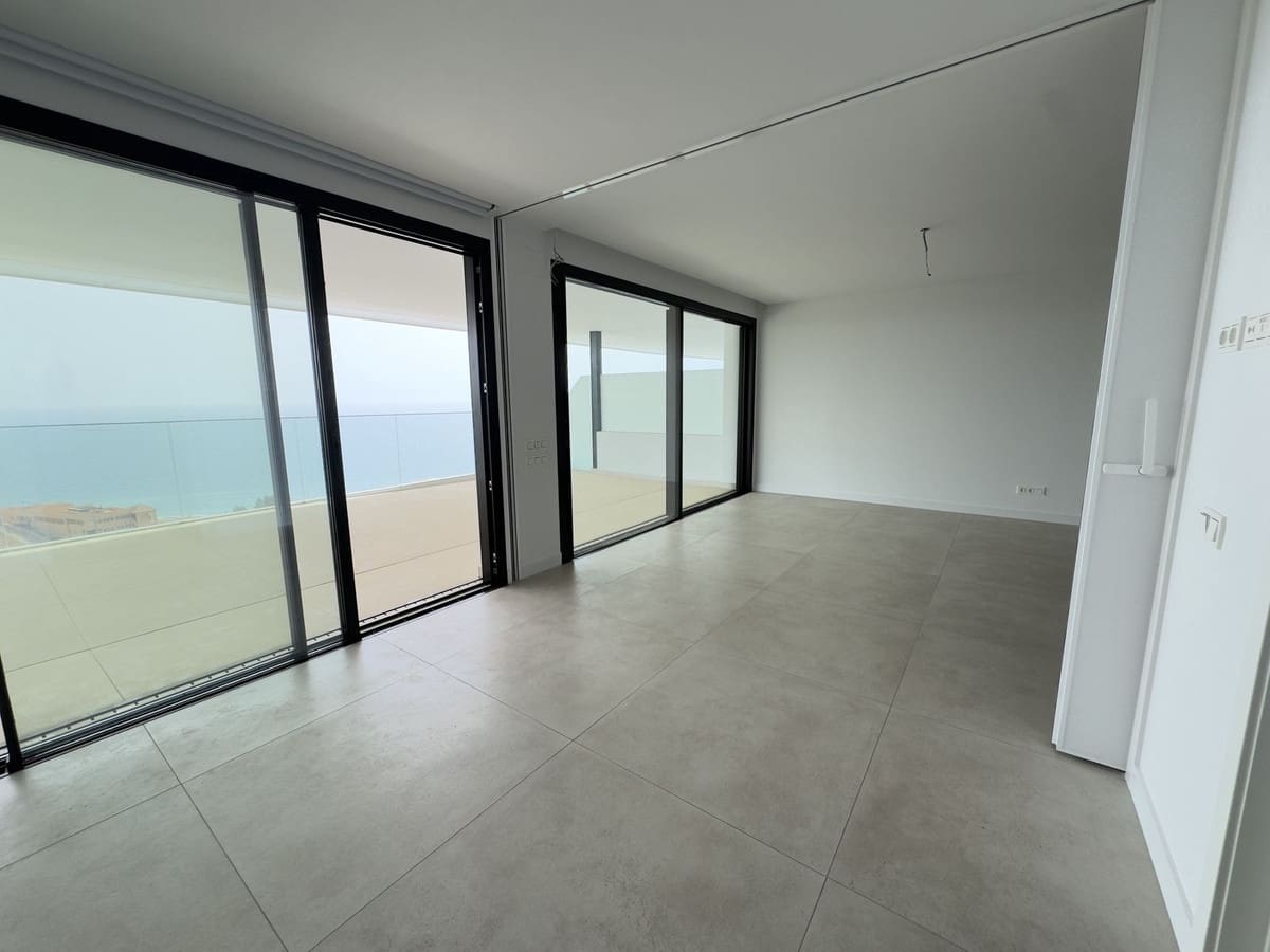 2 makuuhuone Huoneisto myytävänä paikassa Fuengirola mukana uima-altaan - 995 000 € (Ref: 10041686)