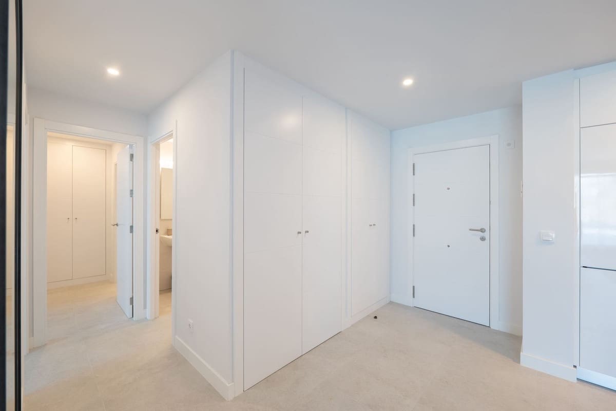 2 sypialnia Apartament na sprzedaż w Estepona z basenem garażem - 595 000 € (Ref: 10041687)