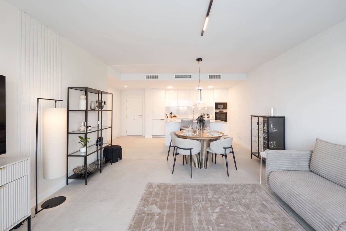 2 sypialnia Apartament na sprzedaż w Estepona z basenem garażem - 595 000 € (Ref: 10041687)