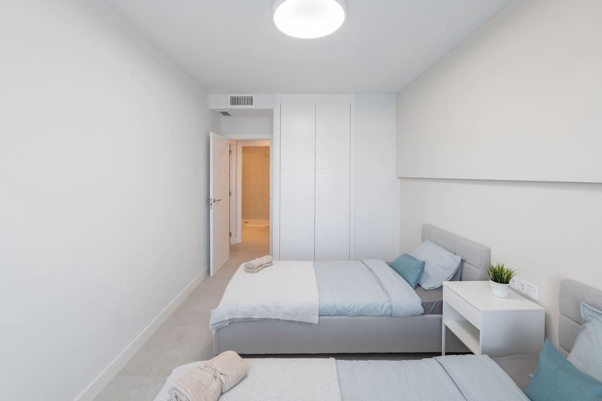 2 sypialnia Apartament na sprzedaż w Estepona z basenem garażem - 595 000 € (Ref: 10041687)