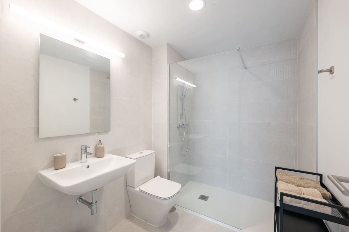 2 sypialnia Apartament na sprzedaż w Estepona z basenem garażem - 595 000 € (Ref: 10041687)