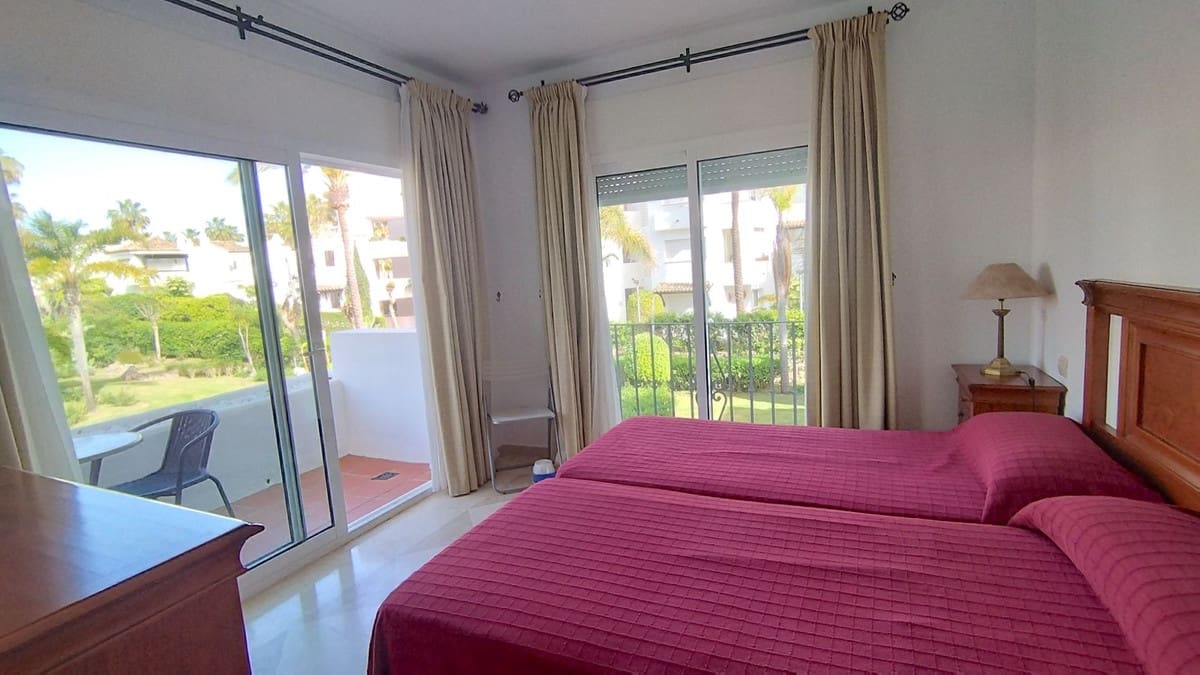 Apartamento de 3 habitaciones en Costalita en venta con piscina garaje - 715.000 € (Ref: 10041869)