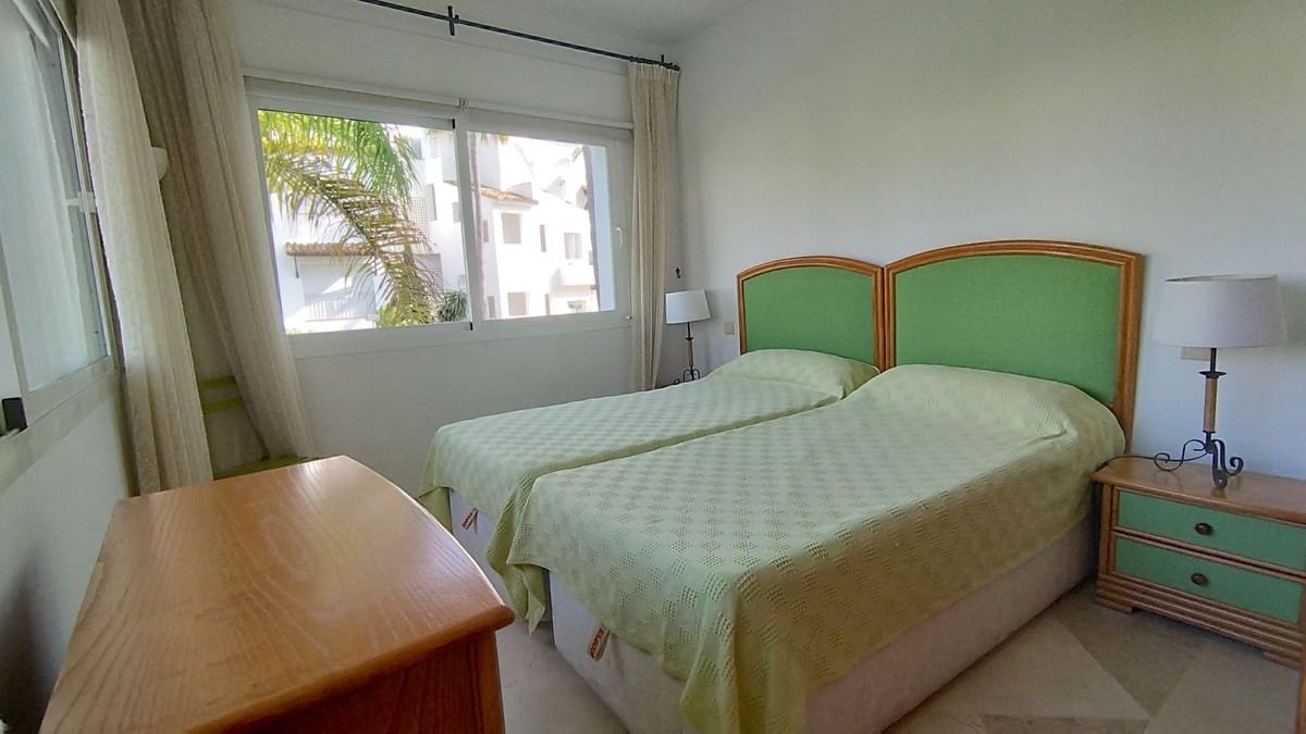 Apartamento de 3 habitaciones en Costalita en venta con piscina garaje - 715.000 € (Ref: 10041869)