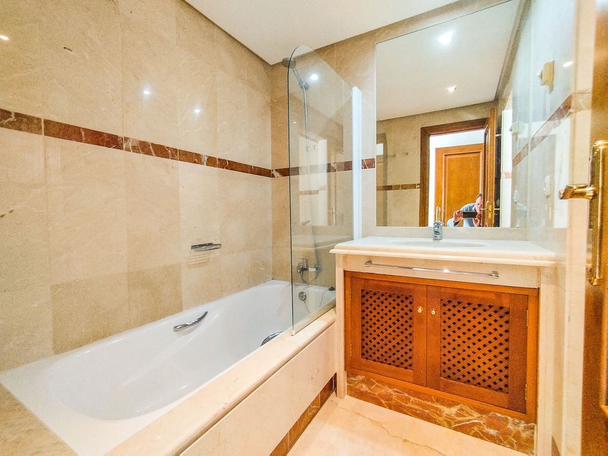 Apartamento de 3 habitaciones en Costalita en venta con piscina garaje - 715.000 € (Ref: 10041869)