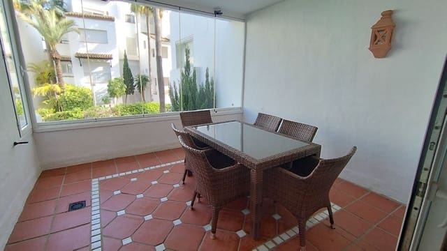 Apartamento de 3 habitaciones en Costalita, Estepona en venta con piscina garaje - 715.000 € (Ref: 10041869)