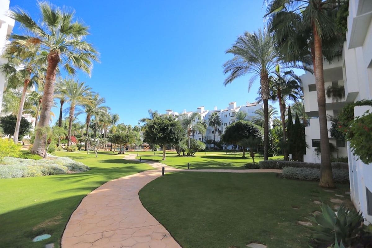 Apartamento de 3 habitaciones en Costalita en venta con piscina garaje - 715.000 € (Ref: 10041869)