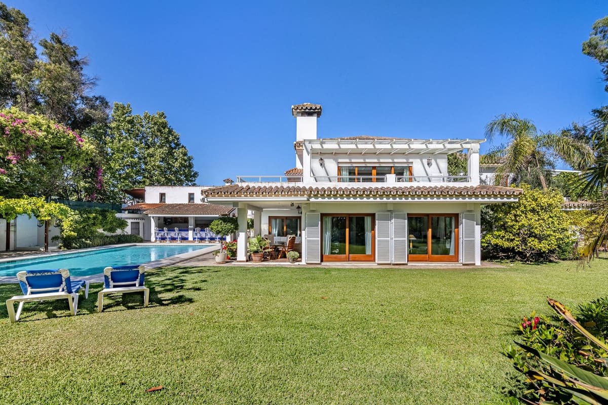 5 sovrum Villa till salu i Cancelada med pool garage - 2 400 000 € (Ref: 10041870)