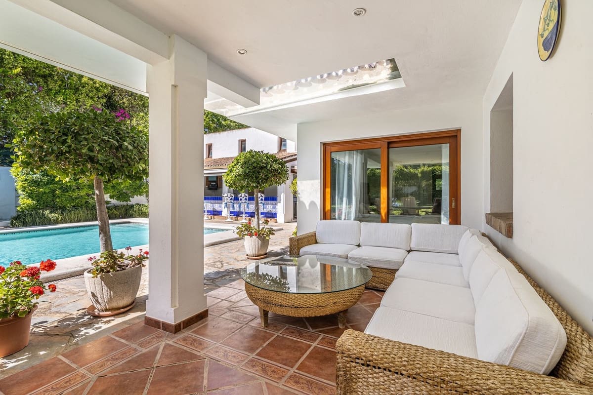5 sovrum Villa till salu i Cancelada med pool garage - 2 400 000 € (Ref: 10041870)