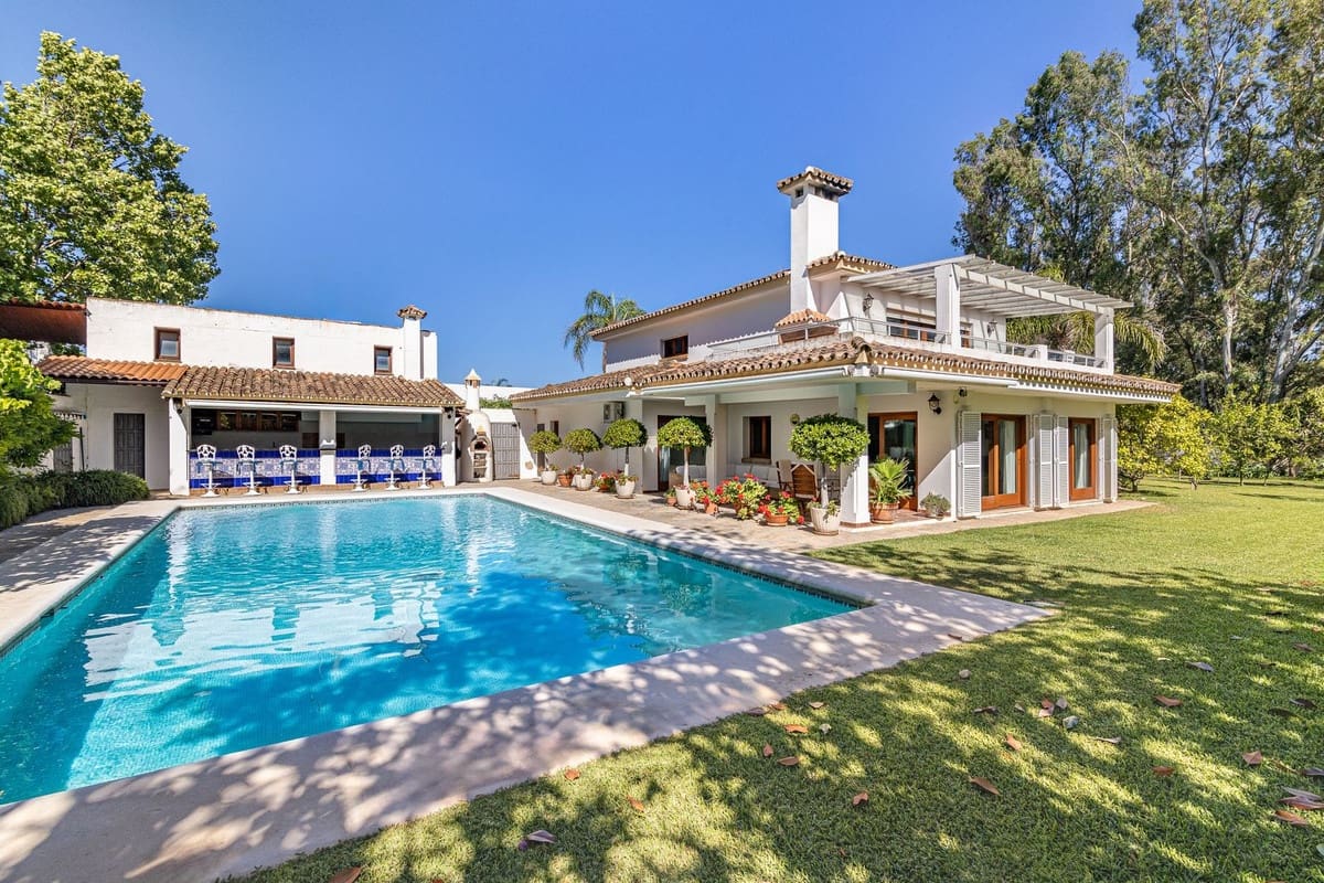 5 sovrum Villa till salu i Cancelada med pool garage - 2 400 000 € (Ref: 10041870)