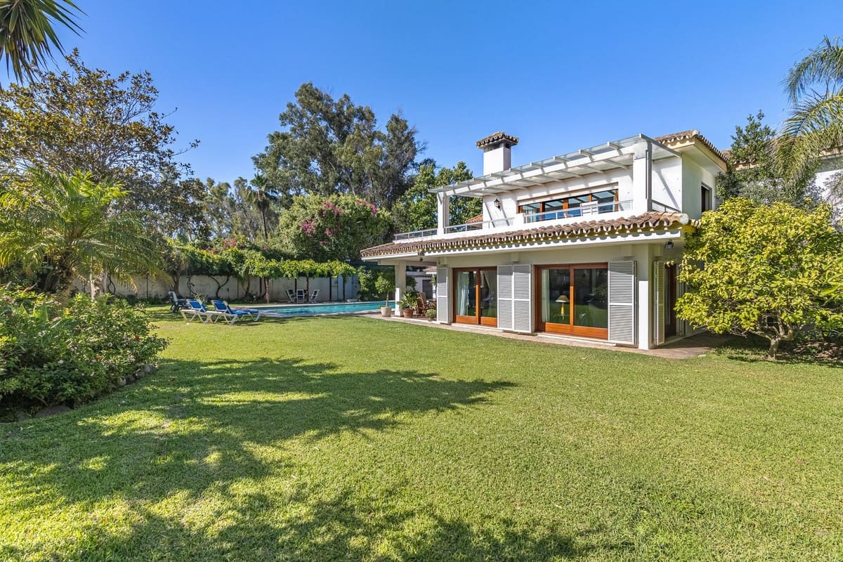 5 sovrum Villa till salu i Cancelada med pool garage - 2 400 000 € (Ref: 10041870)