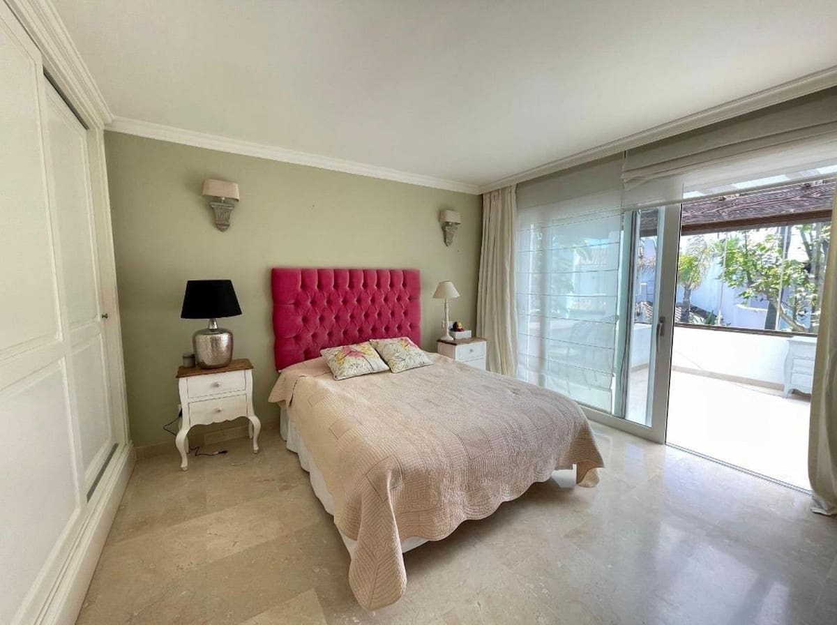 4 soveværelse Byhus til salg i Costalita - € 1.800.000 (Ref: 10041871)