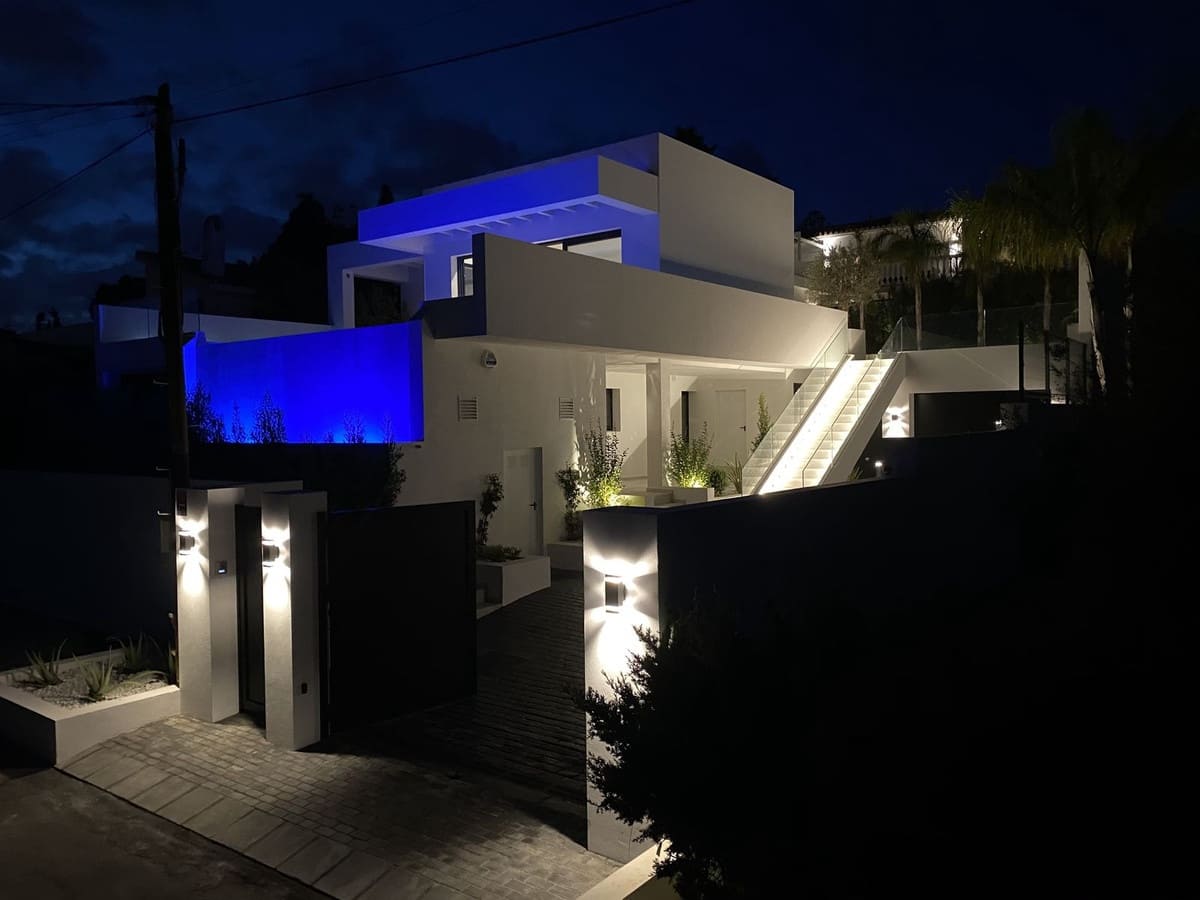5 soveværelse Villa til salg i El Chaparral med swimmingpool garage - € 1.450.000 (Ref: 10041872)