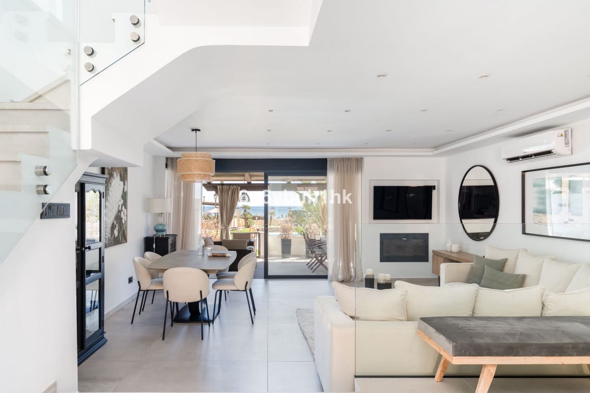 3 makuuhuone Omakotitalo myytävänä paikassa Casares - 999 000 € (Ref: 10041876)