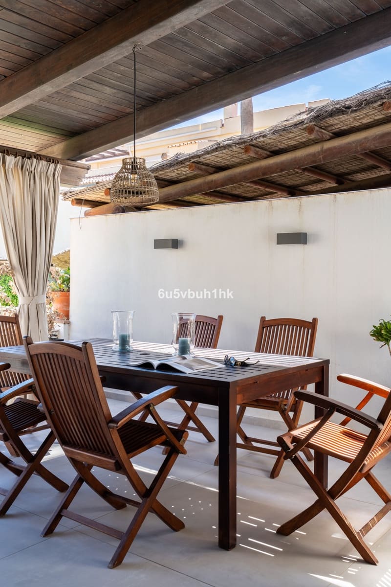 3 makuuhuone Omakotitalo myytävänä paikassa Casares - 999 000 € (Ref: 10041876)