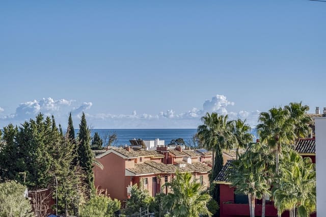 3 sypialnia Apartament na sprzedaż w Cancelada, Estepona z basenem garażem - 990 000 € (Ref: 10041877)