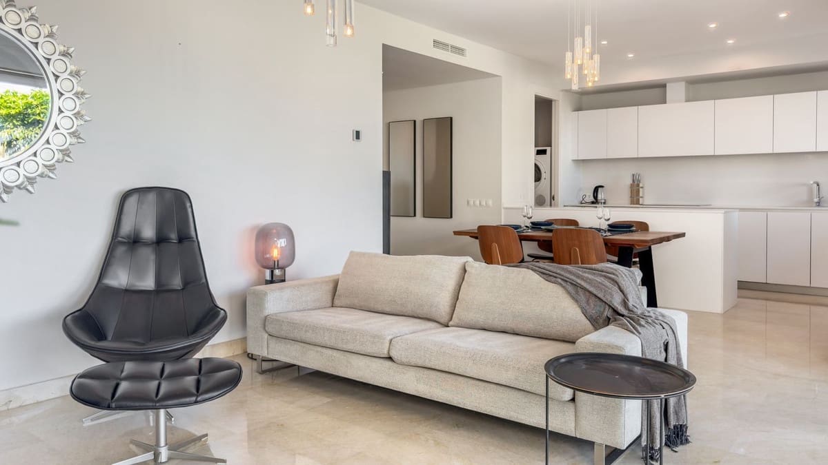 3 makuuhuone Huoneisto myytävänä paikassa Cabopino mukana uima-altaan - 850 000 € (Ref: 10041879)