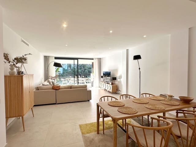 2 bedroom Apartment for sale in Cabopino, Marbella with pool garage - € 850,000 (Ref: 10041880)