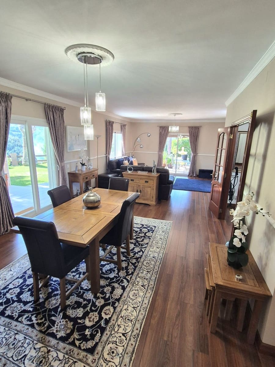 4 chambre Villa/Maison à vendre à Coin avec piscine garage - 795 000 € (Ref: 10041882)
