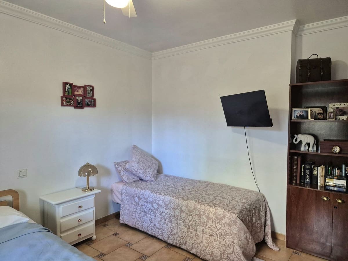 4 chambre Villa/Maison à vendre à Coin avec piscine garage - 795 000 € (Ref: 10041882)