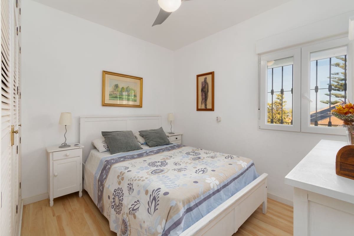 7 soveværelse Villa til salg i Alhaurin de la Torre med swimmingpool garage - € 1.250.000 (Ref: 10041893)