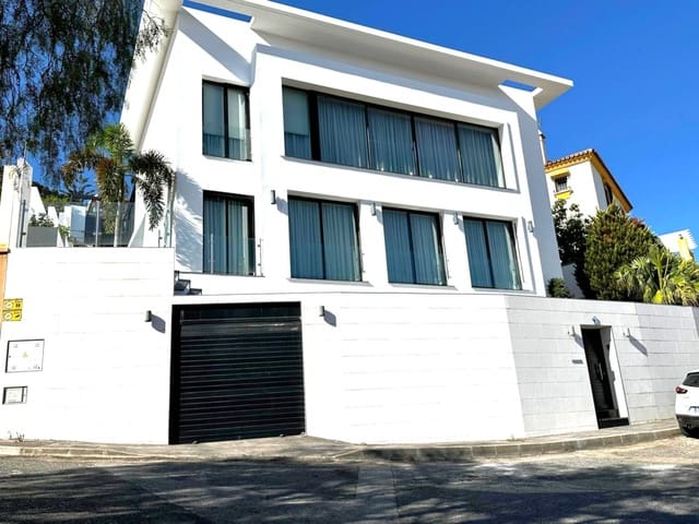 4 chambre Villa/Maison à vendre à Alhaurín de la Torre avec piscine garage - 1 195 000 € (Ref: 10041894)