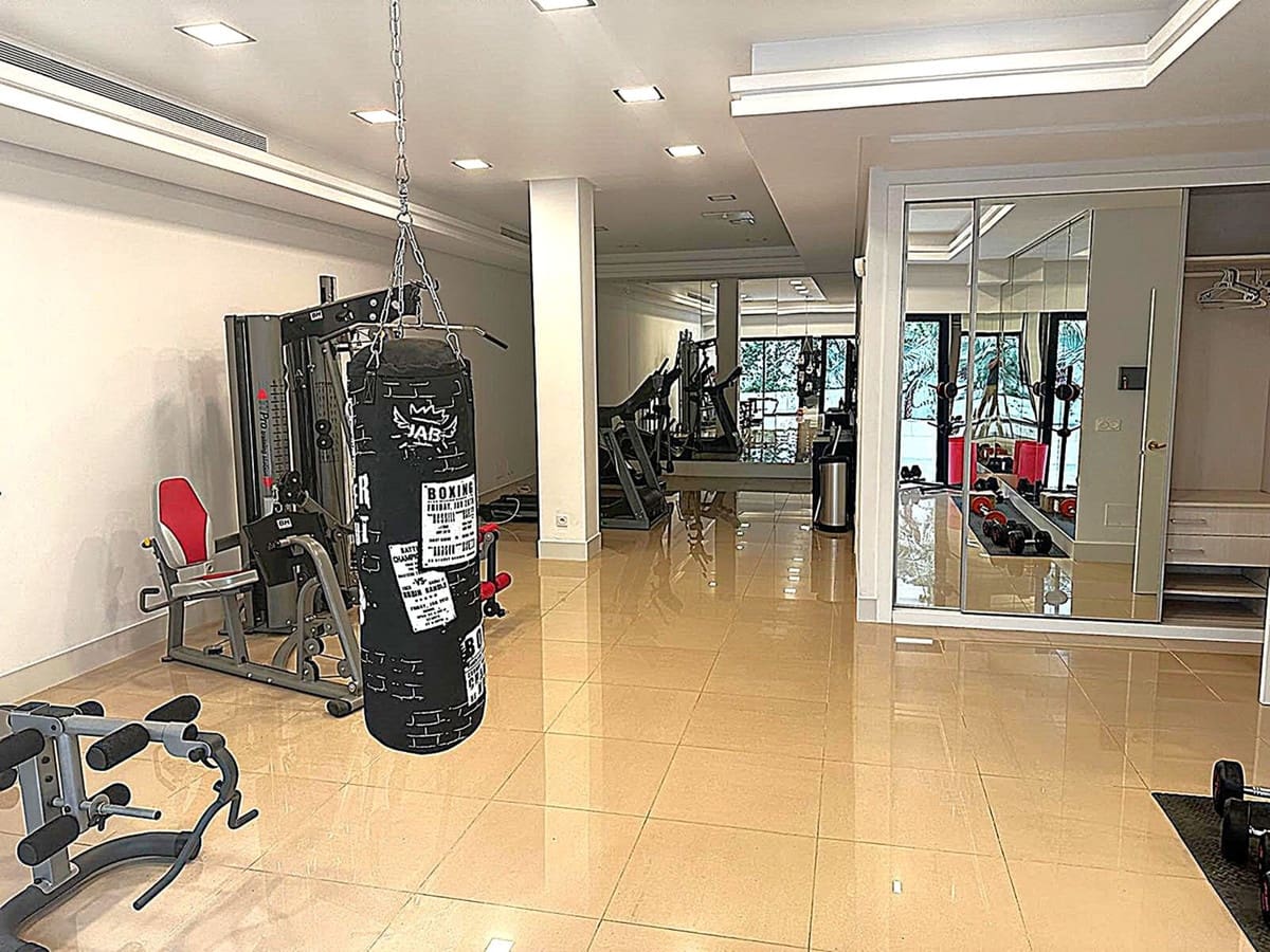4 chambre Villa/Maison à vendre à Alhaurin de la Torre avec piscine garage - 1 195 000 € (Ref: 10041894)