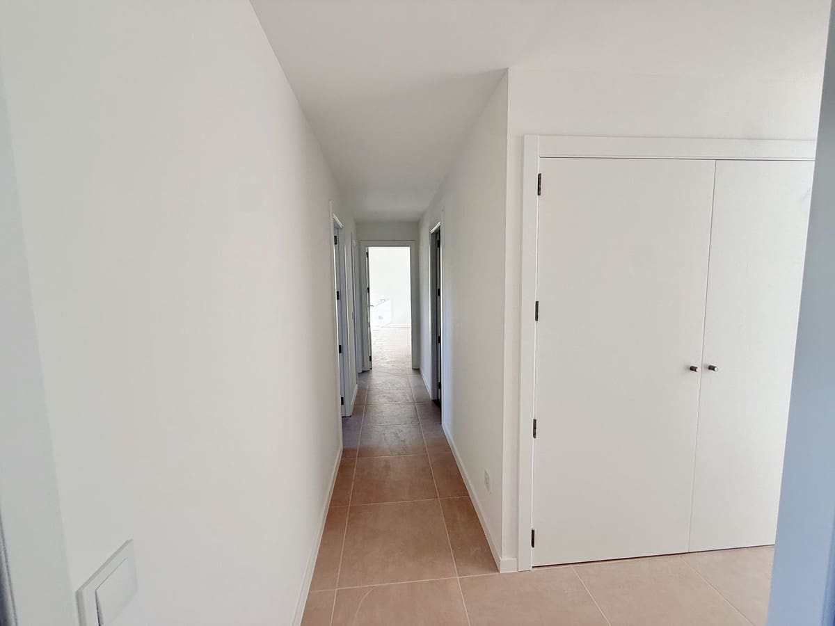 4 quarto Apartamento para venda em Cancelada com piscina garagem - 750 000 € (Ref: 10042028)