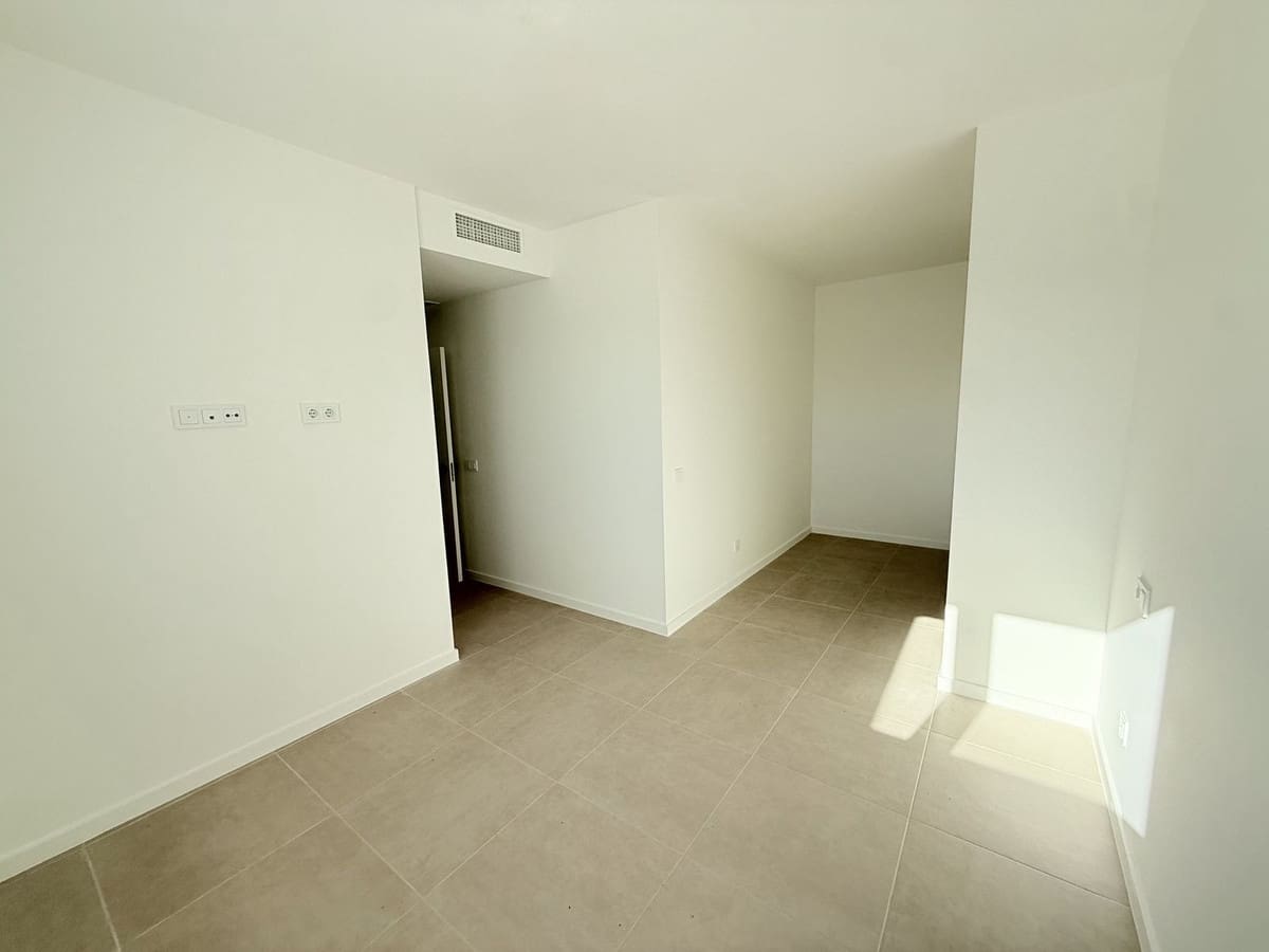 4 quarto Apartamento para venda em Cancelada com piscina garagem - 750 000 € (Ref: 10042028)