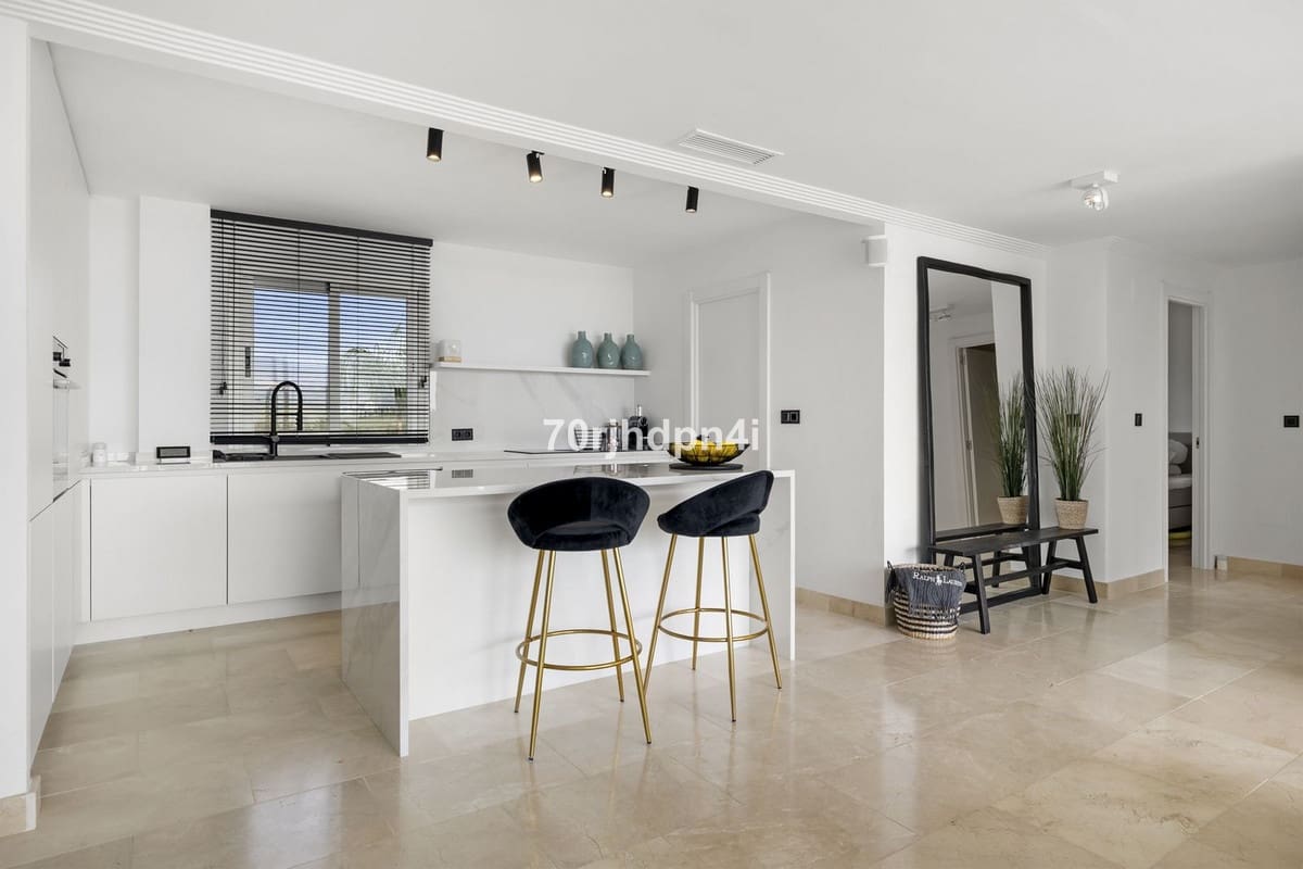 3 makuuhuone Huoneisto myytävänä paikassa Estepona - 750 000 € (Ref: 10042029)