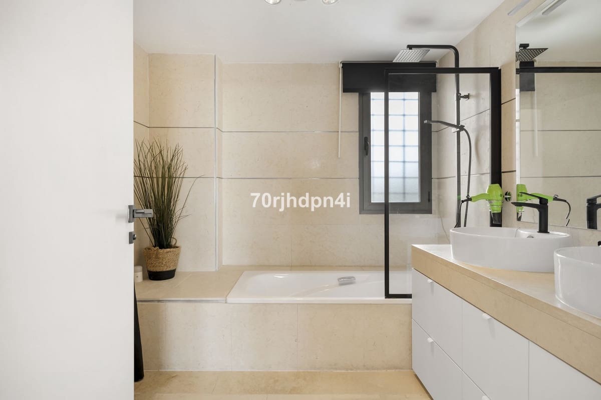 3 makuuhuone Huoneisto myytävänä paikassa Estepona - 750 000 € (Ref: 10042029)
