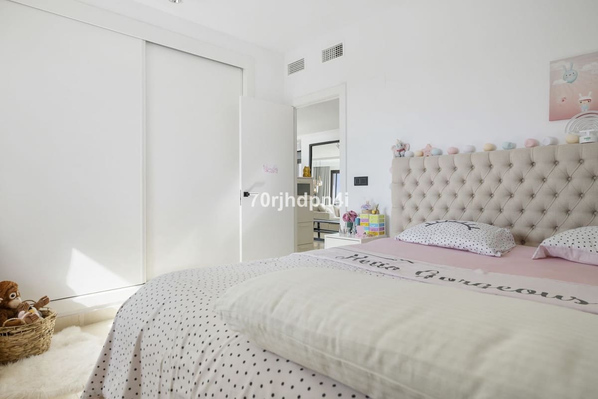 3 makuuhuone Huoneisto myytävänä paikassa Estepona - 750 000 € (Ref: 10042029)