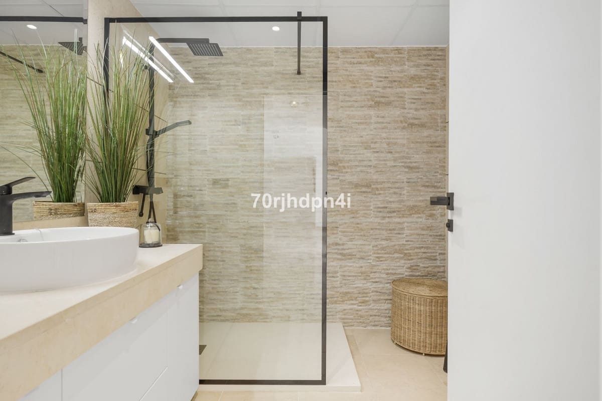 3 makuuhuone Huoneisto myytävänä paikassa Estepona - 750 000 € (Ref: 10042029)