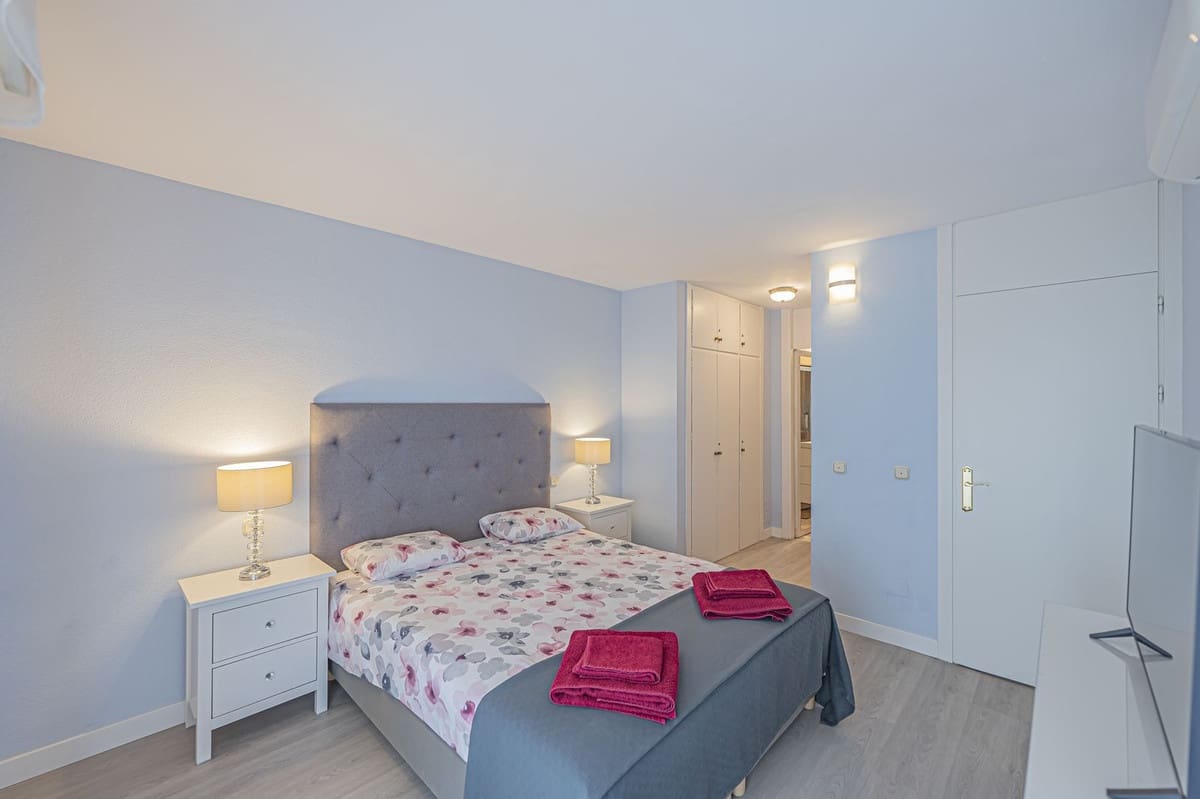 2 Zimmer Apartment zu verkaufen in Estepona mit Pool Garage - 890.000 € (Ref: 10065113)