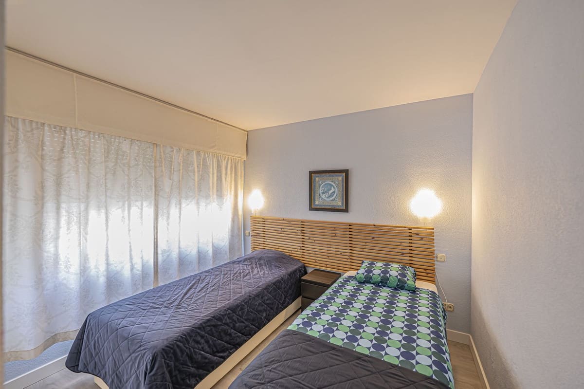 2 Zimmer Apartment zu verkaufen in Estepona mit Pool Garage - 890.000 € (Ref: 10065113)
