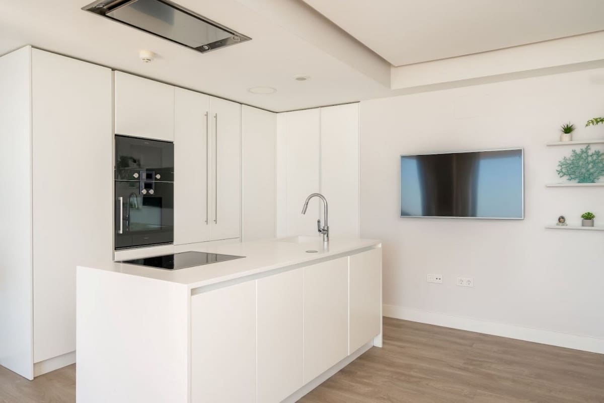 2 chambre Appartement à vendre à Estepona avec piscine garage - 888 000 € (Ref: 10065114)