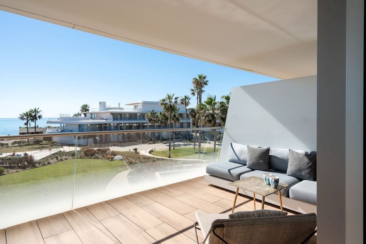 2 chambre Appartement à vendre à Estepona avec piscine garage - 888 000 € (Ref: 10065114)