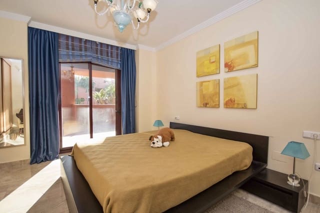 4 Zimmer Apartment zu verkaufen in New Golden Mile, Estepona mit Pool Garage - 845.000 € (Ref: 10065116)