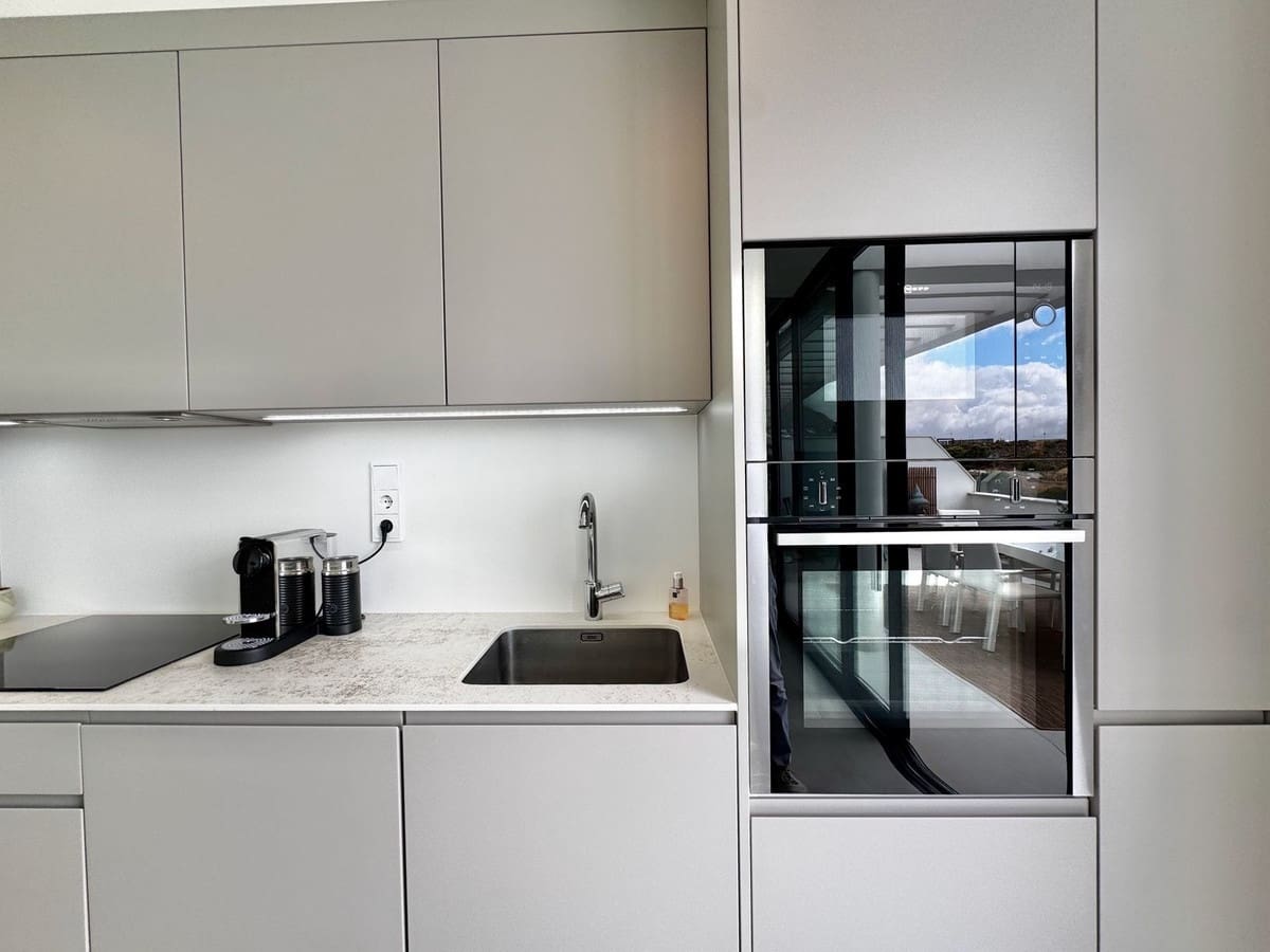 2 Zimmer Apartment zu verkaufen in Fuengirola mit Pool Garage - 899.000 € (Ref: 10073026)