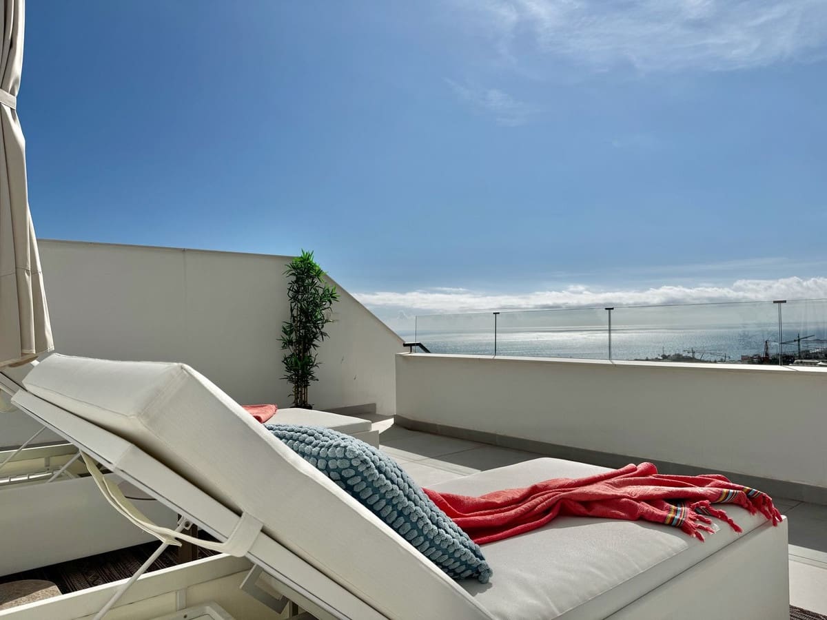 2 Zimmer Apartment zu verkaufen in Fuengirola mit Pool Garage - 899.000 € (Ref: 10073026)