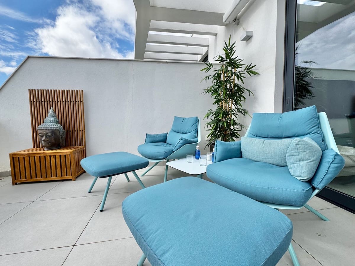 2 Zimmer Apartment zu verkaufen in Fuengirola mit Pool Garage - 899.000 € (Ref: 10073026)
