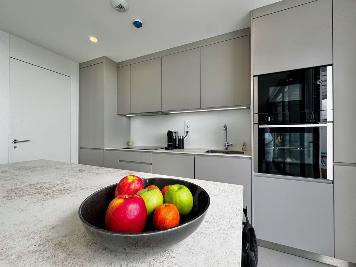 2 Zimmer Apartment zu verkaufen in Fuengirola mit Pool Garage - 899.000 € (Ref: 10073026)