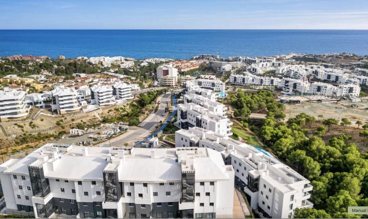 2 Zimmer Apartment zu verkaufen in Fuengirola mit Pool Garage - 899.000 € (Ref: 10073026)
