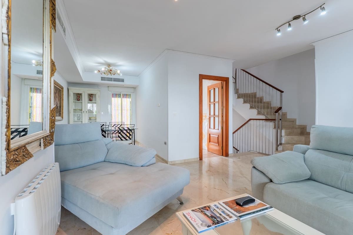 Casa de 3 habitaciones en El Rosario en venta con piscina garaje - 790.000 € (Ref: 10073027)