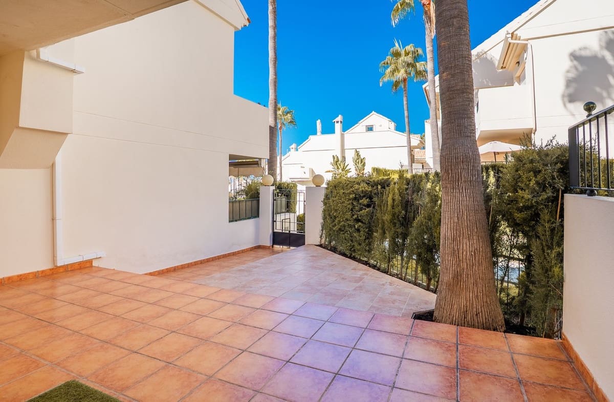 Casa de 3 habitaciones en El Rosario en venta con piscina garaje - 790.000 € (Ref: 10073027)