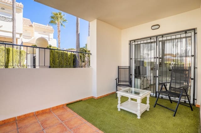 Casa de 3 habitaciones en El Rosario, Marbella en venta con piscina garaje - 790.000 € (Ref: 10073027)