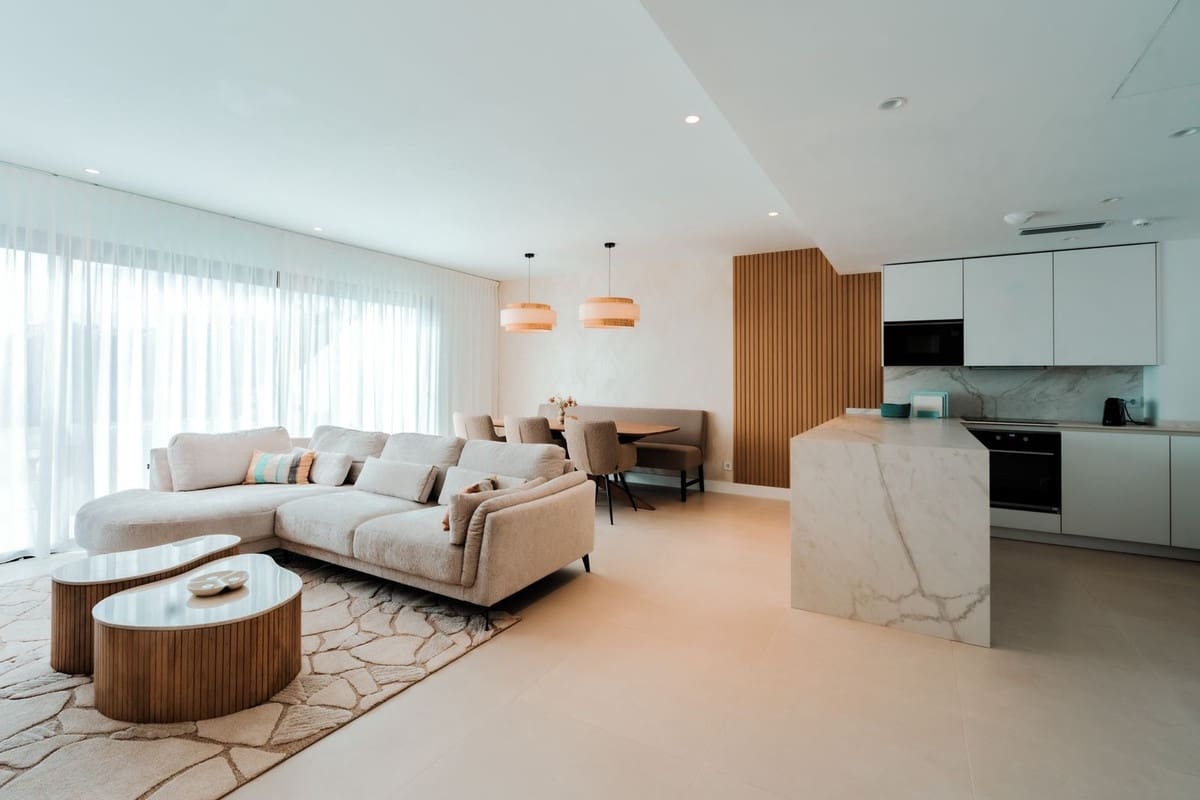 2 slaapkamer Appartement te koop in Fuengirola - € 925.000 (Ref: 10073028)