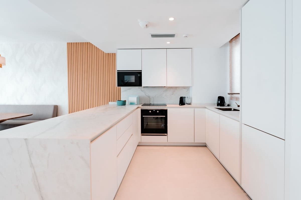 2 slaapkamer Appartement te koop in Fuengirola - € 925.000 (Ref: 10073028)
